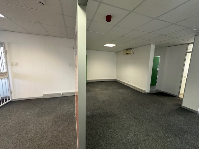 To Let commercial Property for Rent in Claremont Western Cape